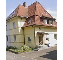 Freundliche 2-Zimmer-Altbau-Wohnung mit Balkon und EBK in Dortmun - Dortmund Hombruch