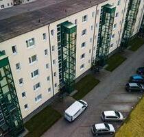 frisch sanierte 2,5raum Wohnung in einem Haus mit Aufzug bald verfügbar - Grimmen