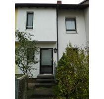 Charmantes Reihenmittelhaus in 69469 Weinheim-West zu vermieten