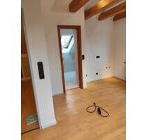 ZWEI ZIMMER IN WG FREI - 600,00 EUR Kaltmiete, in Augsburg (PLZ: 86157) Pfersee