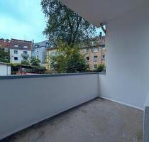 Bezugsfertige 2,5-Zimmer-EG-Wohnung in gepflegtem Haus mit Balkon - Essen Huttrop