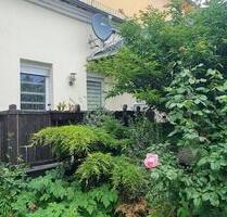 Zentrumsnahe altersgerechte 2-Zim-Erdgeschosswohnung mit Terrasse - Elsterwerda