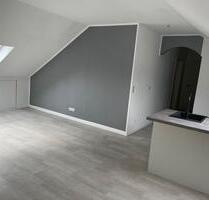 Schöne Dachgeschoss Wohnung in einer Top Lage - Beckum