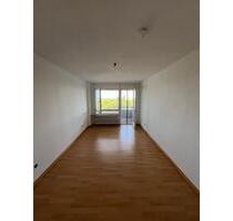 Helle 2-Zi-Whg, 69 m², Balkon, Aussicht, top Lage & neue Küche - Wiesbaden Biebrich