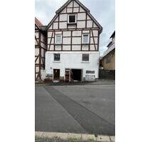 Charmantes Fachwerkhaus mit 4 Wohneinheiten in Homberg (Efze)