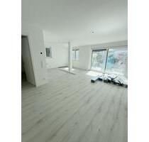 Köln-Niehl | Neubau-Erstbezug | Modernes Wohnen mit Rhein-Flair | HELLE 3 Zimmer im EG mit Terrasse