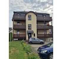 Geräumige 5-Raum-Wohnung mit 2 großen Balkonen - Oelsnitz (Erzgebirge)