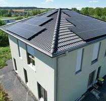 provisionsfreie Neubau-Stadtvilla mit großen Zimmern (Bj 2023) - Seßlach