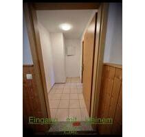 2 Raum Wohnung in Lauter - 470,00 EUR Kaltmiete, ca.  55,00 m² in Lauter-Bernsbach (PLZ: 08315)