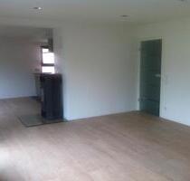 Exklusive 3,5-Zimmer-Wohnung mit großer Terrasse und EBK in Flein
