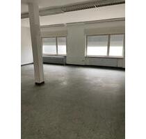 Gewerbefläche in Walzbachtal zu vermieten - Büro, Geschäft, Lager