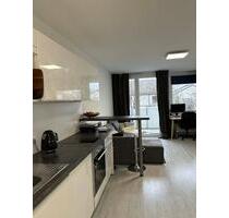 Modernes Studio mit Indoor Pool 1 Monats Miete 01.01-01.02 - München Bogenhausen