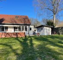 Schickes Einfamilienhaus mit Nebenhaus & Waschhaus in Heiligensee - Berlin Reinickendorf