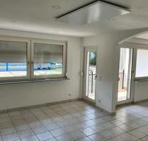 Sonnige Renovierte 63m² Wohnung mit Garage & Balkon - Gladbeck