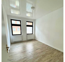 Frisch sanierte 2-Zimmer Wohnung - zentral gelegen - Neumünster