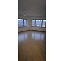 3 ZKB Einbauküche und zwei Balkonen im Herzen von Gießen