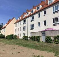 Umzug gefällig? Schöne helle 2,5-Zimmer Erdgeschoss Wohnung, sofort anmietbar! - Lübeck Sankt Jürgen