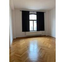 Helle große 4-Raum-Wohnung ab Oktober frei - Halle (Saale)