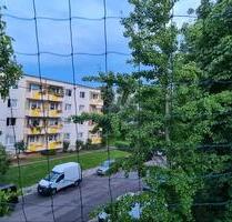 3 Raum Wohnung mit Balkon - 500,00 EUR Kaltmiete, in Halle (Saale) (PLZ: 06126) Nietleben
