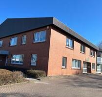 Moderne Büroräume - 2.370,00 EUR Kaltmiete, ca.  230,00 m² in Buchholz in der Nordheide (PLZ: 21244)