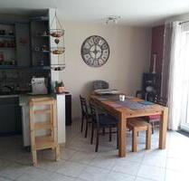 3-Zimmer-Maisonette mit Skyline-Blick & Tiefgarage provisionsfrei - Niddatal