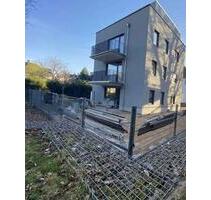 Moderne 3-Zimmer-EG-Wohnung mit Terrasse in Frankfurt-Unterliederbach - Frankfurt am Main