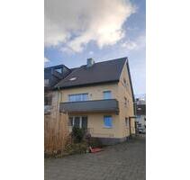 3 Zimmer Wohnung 80qm sofort frei von privat - Köln Porz