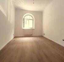 Erstbezug in sanierter Denkmalwohnung, 2 Zimmer, Balkon - Nürnberg Rabus