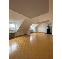 Trier - Filsch 2 ZKB- DG mit EBK und neuem Balkon