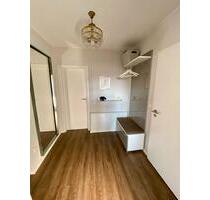 Gehobene 3-Zimmer Wohnung mit Balkon und 2 TG-Plätzen in Homburg