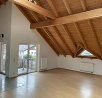 Dachgeschosswohnung, 100 m² in Tittling