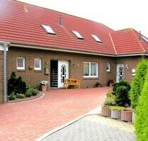 ATTRAKTIVES; GROSSZÜGIGES HAUS MIT EINLIEGERWOHNUNG - Moormerland