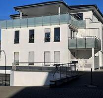 Barrierefrei im Kurort mit Einbauküche, Balkon und Tiefgarage inkl. Wallbox - Lippstadt Bad Waldliesborn