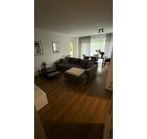 Moderne 2-Zimmer-Wohnung mit Balkon & Stellplatz in Ingolstadt