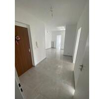 Attraktive 3-Zimmer Wohnung mit Lift, Balkon & Stellplatz - Köln Rodenkirchen