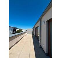 Luxuriöses Penthouse Neugebiet OffenbachBieber mit Dachterasse - Offenbach am Main