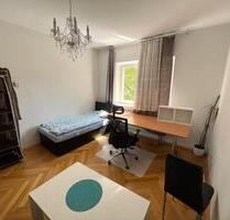 WG Zimmer Göggingen Augsburg - 410,00 EUR Kaltmiete, ca.  12,00 m² in Augsburg (PLZ: 86199) Bergheim