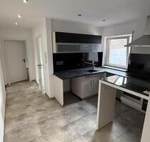 Schöne 3-Zimmer-Wohnung mit Balkon und Stellplatz - Wallertheim