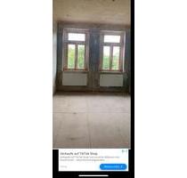 Altbau Wohnung in Leipzig zu vermieten 2 Raum Zimmer WG
