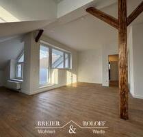 Luxus trifft Altbaucharme - Exklusive 3,5-Zi.-DG-Whg. im Erstbezug - Bückeburg