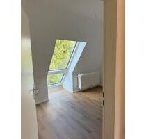 renovierte 2 Zimmer Wohnung - 460,00 EUR Kaltmiete, in Kiel (PLZ: 24143) Gaarden-Ost