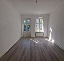 Die Wuhlheide um die Ecke: 2-Zimmer-Wohnung mit Balkon steht bereit! - Berlin Treptow-Köpenick
