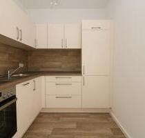 *Schmackofatz* - 3-RW mit Einbauküche, Badewanne u. Balkon!!! - Freiberg