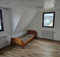 WG-Zimmer im 6-Zimmer-Haus – 600 € warm 500 € kalt - Süßen