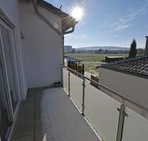 Neuwertige 4 Zimmerwohnung mit Carport - Schwandorf