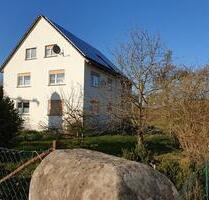 90 m² . 3,5 Zimmer EG-Wohnung mit Balkon und Garten zu vermieten - Kolitzheim
