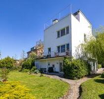 Maisonette Wohnung im Bauhaus mit Blick über Würzburg – Wohnen in Bestlage des Frauenlands