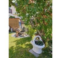 Großes Wohnhaus mit Traumgrundstück, Garage und modernen Upgrades - Beltheim