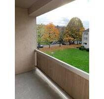 Gut aufgeteilte 3-Zimmer-Wohnung mit Gäste-WC uns saniertem Bad - Mönchengladbach Süd