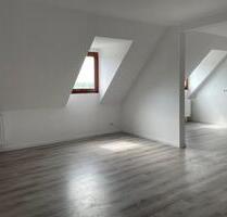 Große 5 ZKB Dachgeschoßwohnung in 56479 Seck zu vermieten - Hellenhahn-Schellenberg
